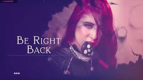 Snapshot of sharoon_gold chatting on 09/16/25, 11:22 Your mistress Sharon online show from 09/16/25, 11:22