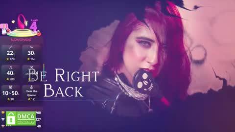 Snapshot of sharoon_gold chatting on 10/13/25, 01:22 Your mistress Sharon online show from 10/13/25, 01:22