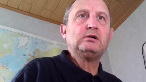 Snapshot of sharpshoder chatting on 12/06/24, 11:33 Peter online show from 12/06/24, 11:33