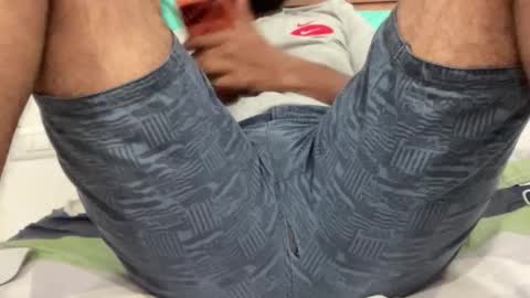 Snapshot of shash2014 chatting on 11/18/25, 03:49 Shashii online show from 11/18/25, 03:49