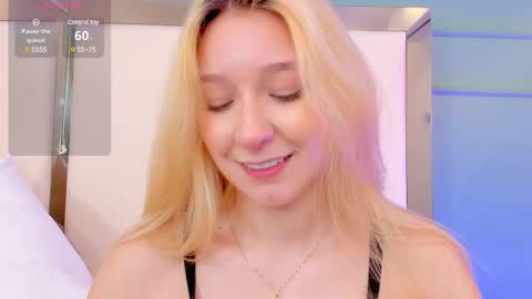 Snapshot of shatall_rouge chatting on 02/04/25, 08:17 Shantall online show from 02/04/25, 08:17