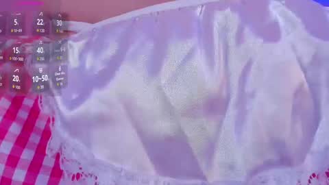 Snapshot of shatall_rouge chatting on 10/06/25, 11:35 Shantall online show from 10/06/25, 11:35