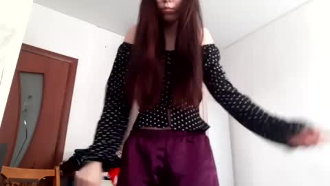 Annette online show from 04/02/26, 06:55