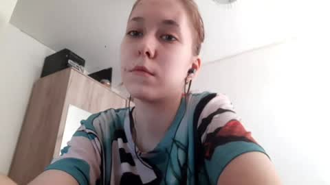 Annette online show from 04/06/26, 07:53