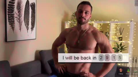 Shawn Olsen online show from 01/09/25, 03:23