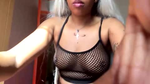 shawty_254 online show from 09/09/25, 12:37