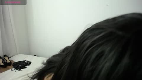 Snapshot of shayla_10 chatting on 06/14/26, 10:39 shayla_10 online show from 06/14/26, 10:39