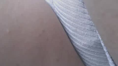 Snapshot of shayna_cute chatting on 12/17/25, 12:49 Shayna online show from 12/17/25, 12:49