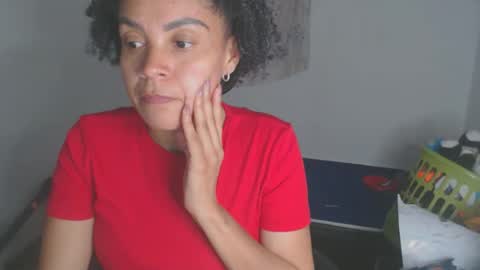 Shayna online show from 12/21/25, 02:19