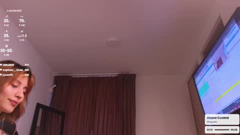 Snapshot of she_lau_ghs chatting on 02/22/25, 11:57 Laura c online show from 02/22/25, 11:57