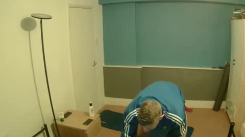 Sheajay online show from 12/19/24, 03:52