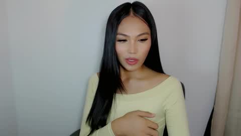 Snapshot of shealana69 chatting on 11/04/25, 12:15 MY IG Shealana69 online show from 11/04/25, 12:15