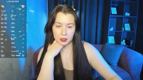 Snapshot of shedar_pretty chatting on 10/17/25, 05:54 Shedar online show from 10/17/25, 05:54
