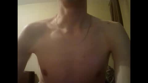 Snapshot of shedevr02 chatting on 01/27/25, 04:22 Roger online show from 01/27/25, 04:22