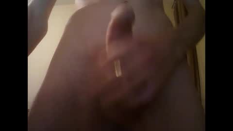 Snapshot of shedevr02 chatting on 01/29/25, 02:42 Roger online show from 01/29/25, 02:42