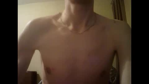 Snapshot of shedevr02 chatting on 02/01/25, 05:16 Roger online show from 02/01/25, 05:16