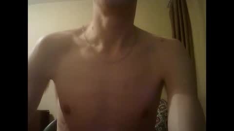 Snapshot of shedevr02 chatting on 02/05/25, 07:10 Roger online show from 02/05/25, 07:10