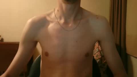 Snapshot of shedevr02 chatting on 09/16/25, 05:36 Roger online show from 09/16/25, 05:36