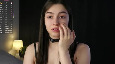 Tessa online show from 04/18/26, 02:48