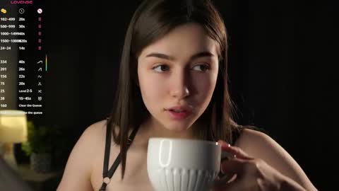 Tessa online show from 05/12/26, 01:58