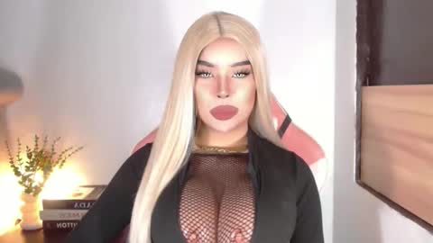 sheenafrost online show from 03/15/26, 05:19