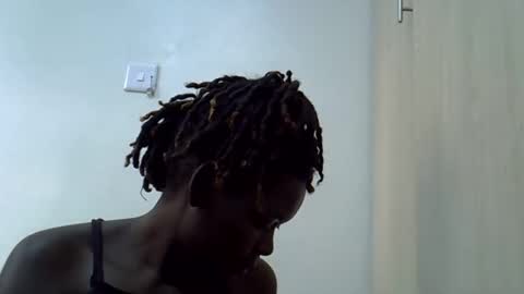 shees_sweet online show from 05/12/26, 01:08