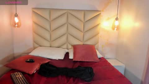 sheeylopez online show from 12/04/25, 01:26