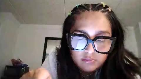 Snapshot of shego0713 chatting on 11/13/25, 11:14 shego0713 online show from 11/13/25, 11:14