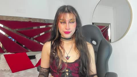 Shego  online show from 02/03/25, 12:04