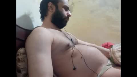 Snapshot of shehwaar_khan chatting on 12/17/25, 11:33 shehwaar_khan online show from 12/17/25, 11:33