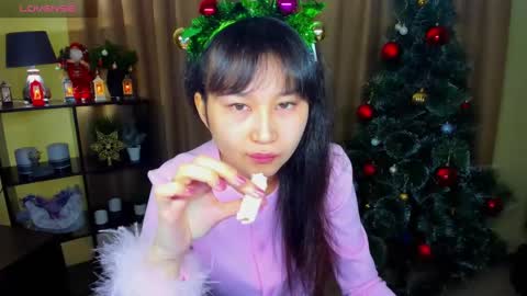 Snapshot of sheilafreman chatting on 12/28/24, 04:41 Sheila online show from 12/28/24, 04:41