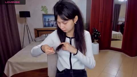 Snapshot of sheilafreman chatting on 01/05/25, 04:47 Sheila online show from 01/05/25, 04:47