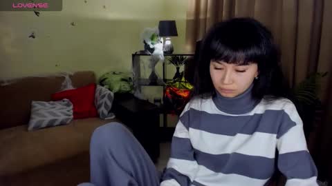 Snapshot of sheilafreman chatting on 10/31/25, 05:19 Sheila online show from 10/31/25, 05:19