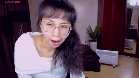 Snapshot of sheilafreman chatting on 11/12/25, 05:30 Sheila online show from 11/12/25, 05:30