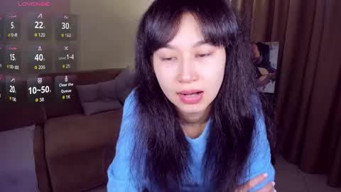 Snapshot of sheilafreman chatting on 12/17/25, 05:13 Sheila online show from 12/17/25, 05:13