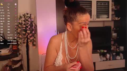 Sheila GMT 2 Tuesday Wednesday Friday Saturday Sunday- 8  5  online show from 09/11/25, 04:56