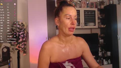 Sheila GMT 2 Tuesday Wednesday Friday Saturday Sunday- 8  5  online show from 10/22/25, 05:08