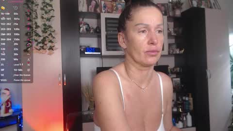 Sheila GMT 2 Tuesday Wednesday Friday Saturday Sunday- 8  5  online show from 01/09/26, 04:48