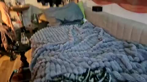 Snapshot of sheilasub chatting on 12/16/25, 11:48 sheilasub online show from 12/16/25, 11:48