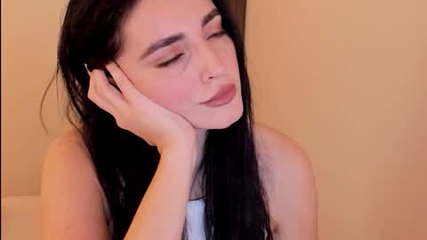 sheisallthat online show from 11/26/25, 02:45