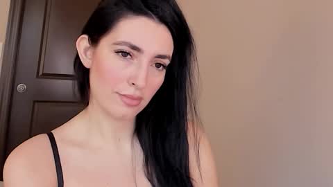 Snapshot of sheisallthat chatting on 12/21/25, 09:55 sheisallthat online show from 12/21/25, 09:55