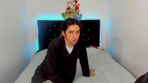 Snapshot of shelby__loveshow chatting on 12/18/24, 01:15 shelby__loveshow online show from 12/18/24, 01:15