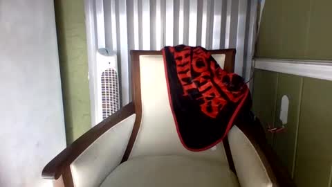 Red online show from 04/06/26, 09:16