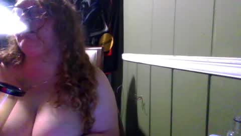 Red online show from 07/15/26, 02:06