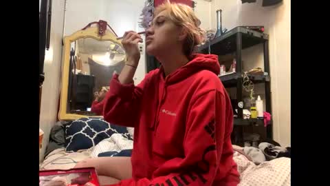 Snapshot of shelbybaby01 chatting on 12/08/24, 09:57 Shelby holes online show from 12/08/24, 09:57