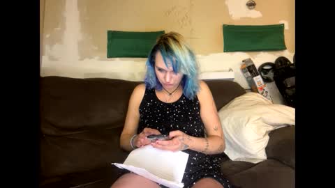 Snapshot of shelbybaby01 chatting on 01/10/25, 08:48 Shelby holes online show from 01/10/25, 08:48