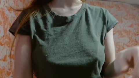 Erika online show from 02/12/26, 05:57