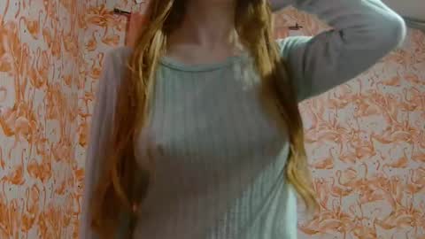 Erika online show from 02/15/26, 09:44