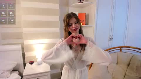 Snapshot of shelleyborom chatting on 03/10/25, 03:23 Sofia online show from 03/10/25, 03:23