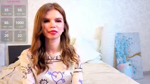 Snapshot of shelleyborom chatting on 10/30/25, 08:27 Sofia online show from 10/30/25, 08:27